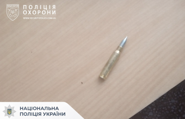 У Козельці учень прийшов до школи з патроном — на місце викликали поліцію