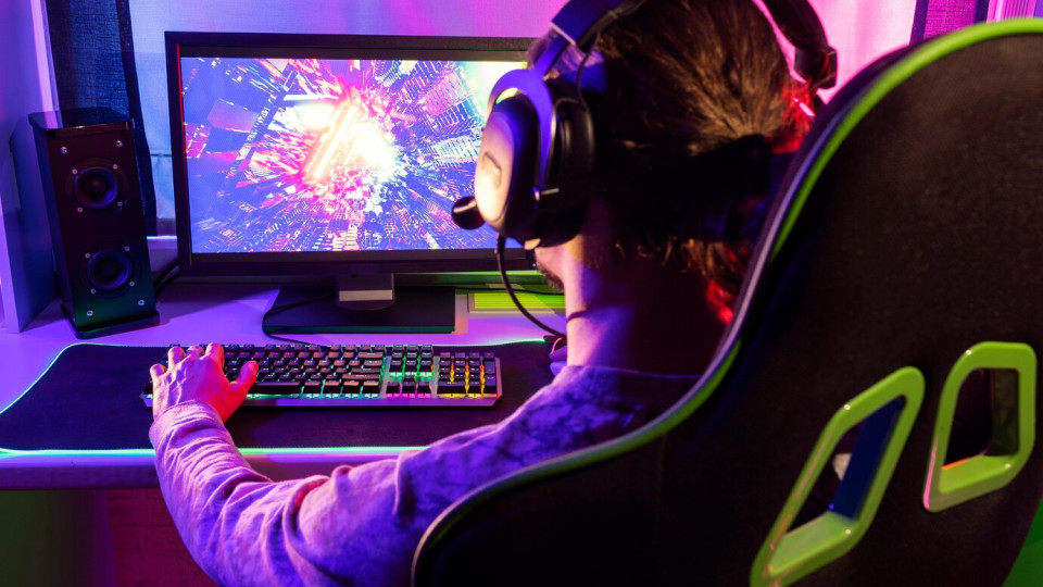 На Тайване студент умер после четырех дней непрерывной игры за компьютером