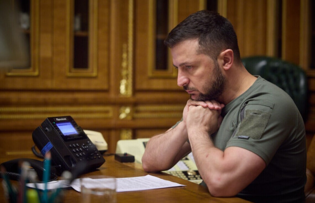 Володимир Зеленський і Емманюель Макрон обговорили фінансову підтримку України