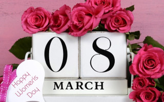 Привітання з 8 березня для мами, бабусі, подруги та коханої — зворушливі побажання