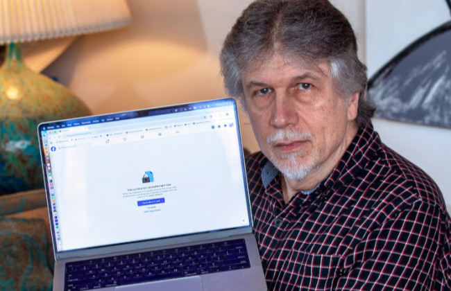 Посадовця звинуватили в обмеженні свободи слова через блокування користувача у Facebook — справу розгляне суд