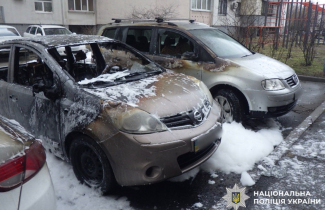 В Киеве мужчина поджег автомобиль соседки из-за обиды — теперь ему грозит тюрьма