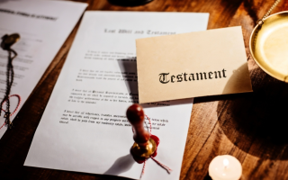 В Великой Британии людей 40–50 лет призывают проверить свои завещания из-за риска семейных конфликтов
