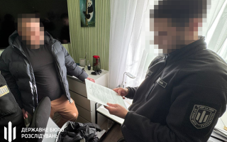 В Киеве военный продал два автомата Калашникова: ГБР объявило подозрение