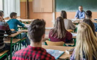 У МОН заперечили вимогу про 300 учнів у ліцеях у 10–12 класах