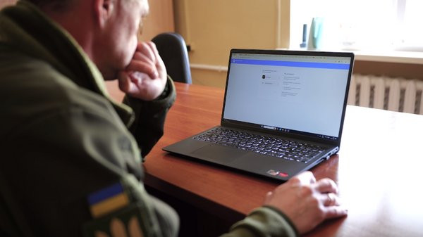 Кто из военнослужащих обязательно должен подать декларацию — список
