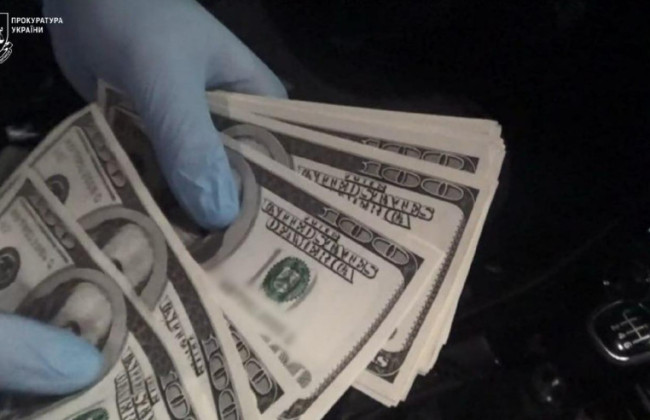 $30 за фальшиві $100: на Одещині викрили схему збуту підробленої валюти