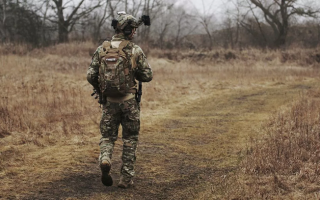 Через помилку у по батькові сім’ї зниклого безвісти військового відмовили у виплатах — суд встановив родинні відносини