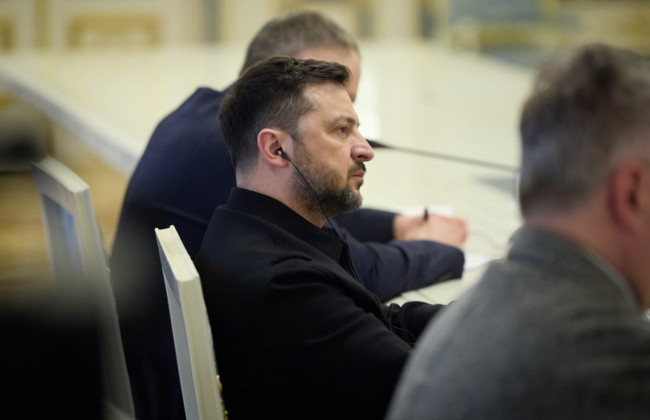 Володимир Зеленський доручив уряду підготувати виплати для пенсіонерів і компенсації за пальне