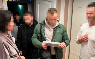 На оборонном заводе Днепропетровской области раскрыли хищение 19,7 млн грн – разоблачены 3 человека