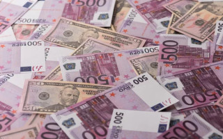 НБУ провів операції з підкріплення банків готівковою валютою