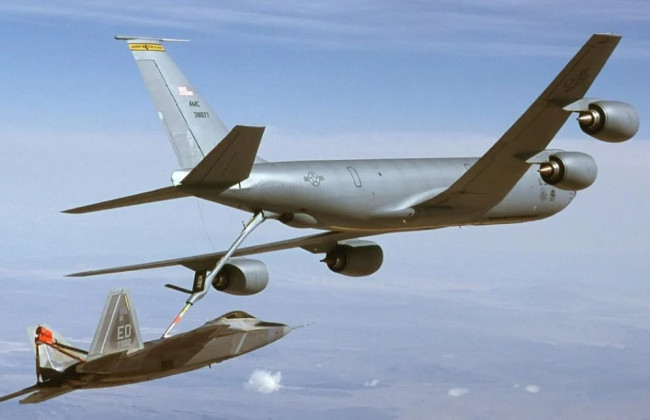 В Іраку розбився американський літак-заправник KC-135 – в ЗС США підтвердили загибель всіх членів екіпажу