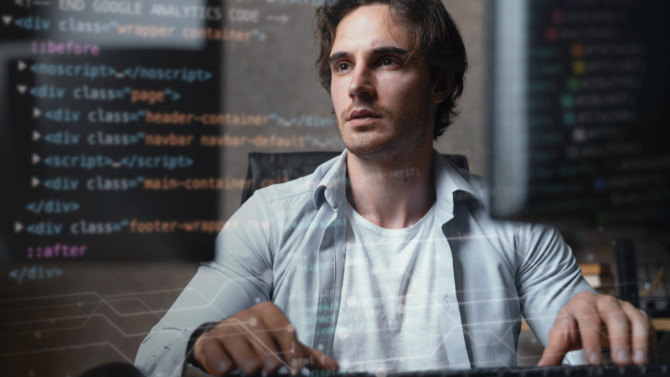 Мобилизованные IT-специалисты смогут получать офицерское звание и служить по специальности