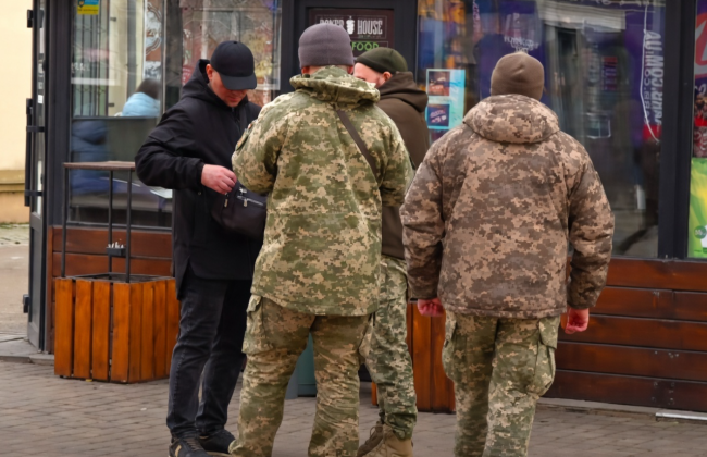 ТЦК заборонять примусово затримувати людей з вулиць: у Верховну Раду внесли законопроєкт