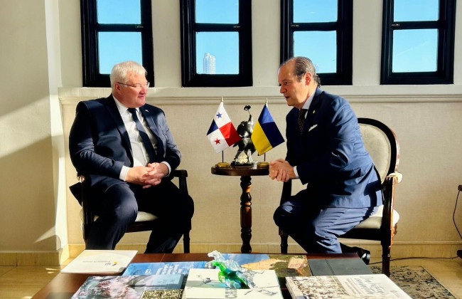 Украина открыла посольство в Панаме и подписала соглашения о сотрудничестве