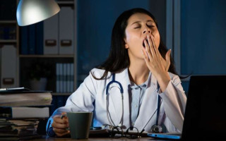 Нічна робота в Україні – що каже закон і кому вона заборонена