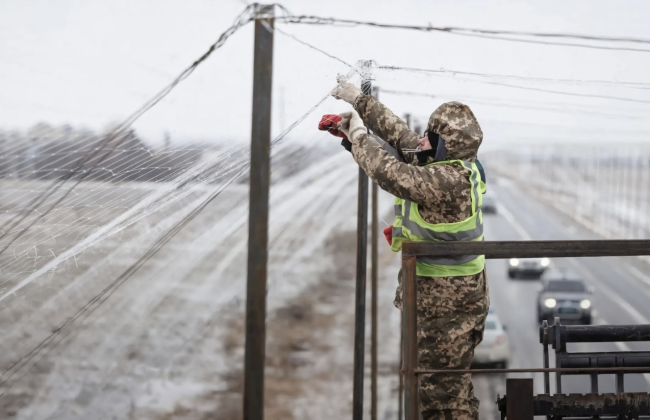 Около 600 км дорог в Украине планируют защитить от дронов — речь идет о ключевой военной логистике