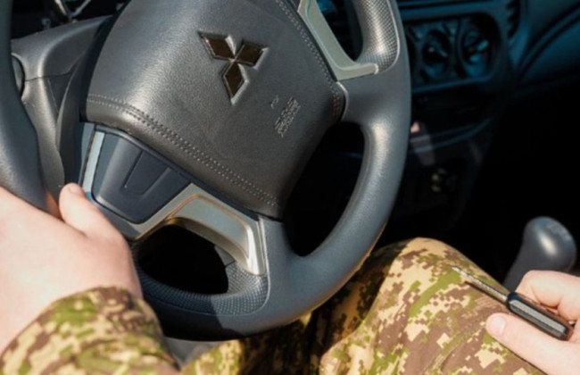 Ветераны с инвалидностью могут бесплатно пройти обучение вождению на специализированных автомобилях — что делать и куда обращаться