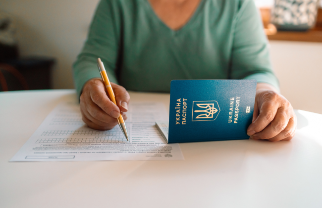 Женщина не могла подтвердить право на квартиру из-за ошибки в имени — решение Верховного Суда