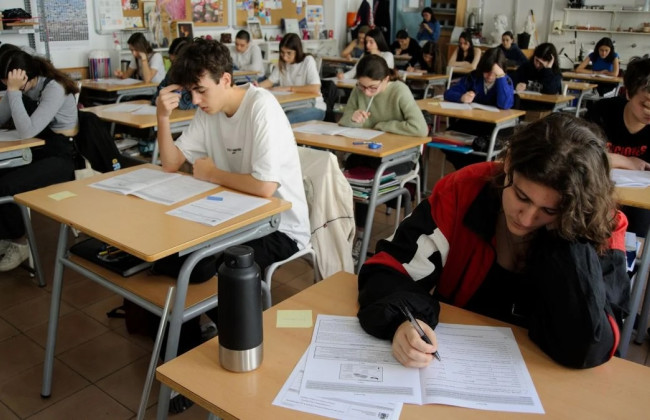 Розпочалася реєстрація на НМТ-2026: де можна скласти тест українцям в Польщі