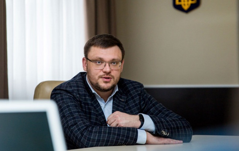 Фиктивное отцовство и декларации: в СМИ появились обвинения в адрес директора НАБУ Семена Кривоноса