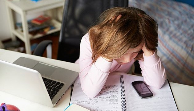 В Греции планируют запретить социальные сети для детей до 15 лет