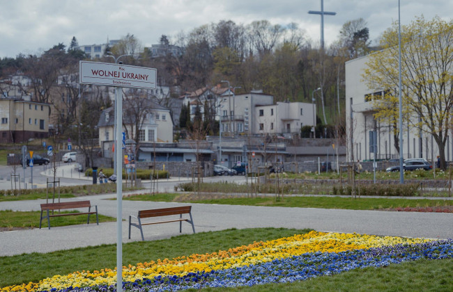 У Гдині в Польщі викрали табличку «Площа Вільної України»: консульство відреагувало