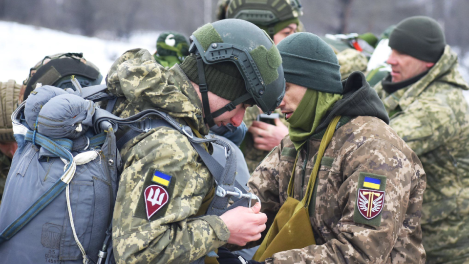 Военных не будут отправлять на фронт сразу: Рада хочет ввести «3-месячный буфер»