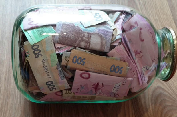 До українців можуть подзвонити або прийти додому та запитати про доходи