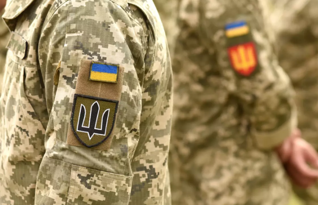 Приостановка службы из-за СЗЧ и трудовые гарантии контрактников: ключевые позиции Верховного Суда