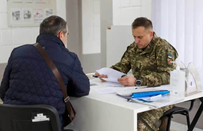 Мужчина отказался от ВЛК, а о штрафе 17 тысяч гривен узнал через год — что решил суд в Харькове