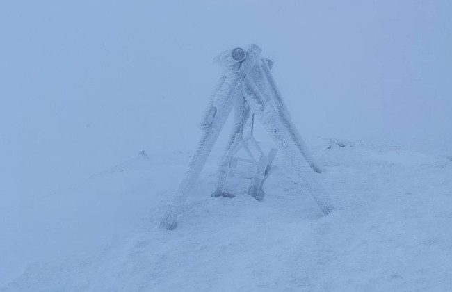 Карпаты занесло снегом — видео заснеженного Буковеля