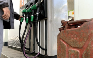 Які АЗС долучилися до програми кешбеку на пальне в Україні: список