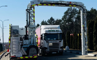 На кордоні з Польщею запрацювали ШІ-сканери