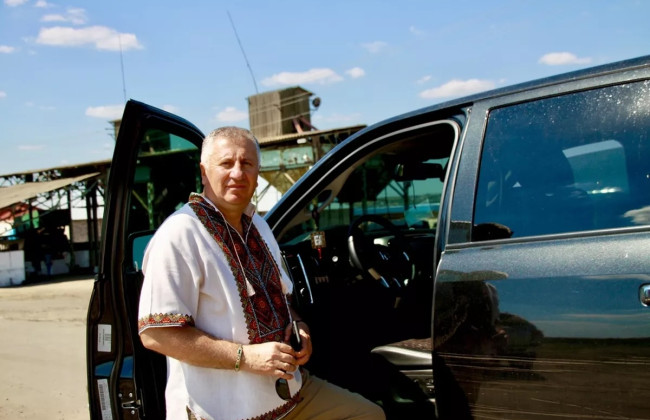 Володимир Зеленський прийняв відставку голови Подільської РДА Михайла Лазаренка