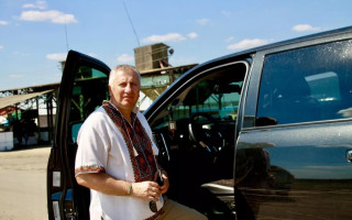 Володимир Зеленський прийняв відставку голови Подільської РДА Михайла Лазаренка