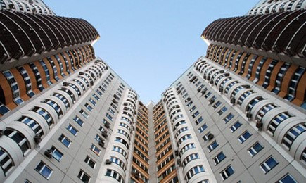 Правительство запустило пилотный проект — киевские многоэтажки оснастят резервным питанием