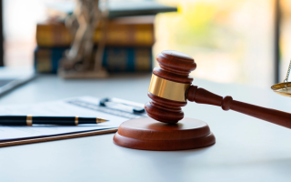 Пропонував службу біля АЕС за 19 тисяч доларів: на Хмельниччині чоловік постане перед судом