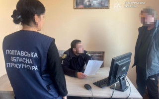 На Полтавщині чоловік побив 10-річного сина до непритомності через цукерки