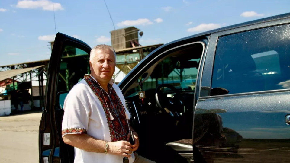 Володимир Зеленський прийняв відставку голови Подільської РДА Михайла Лазаренка
