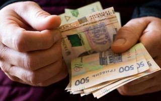 Призупинення пенсії – в ПФУ пояснили, як поновити виплати