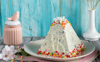 Три рецепти приготування паски: класична, сирна та заварна