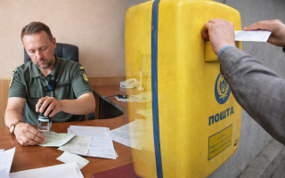 Військовозобов’язаний намагався поновити відстрочку поштою і двічі звертався до ТЦК — суд відмовив у позові