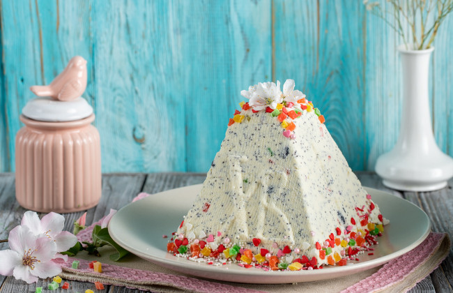 Три рецепти приготування паски: класична, сирна та заварна