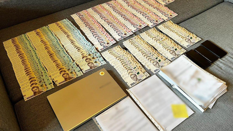 Фиктивные ФЛП и растрата гуманитарной помощи – в Запорожье раскрыли схему присвоения помощи
