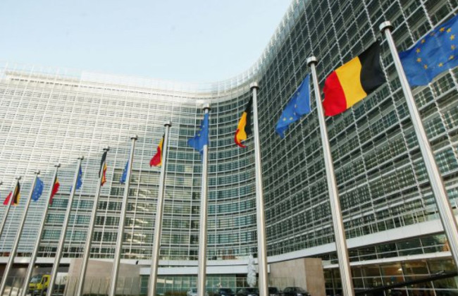 Єврокомісія відкладає введення постійної заборони імпорту російської нафти