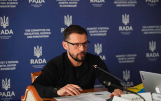 Сергій Бабак: щоб виконати законодавство щодо підвищення зарплат освітянам, необхідно переглянути структуру оплати праці педагогів