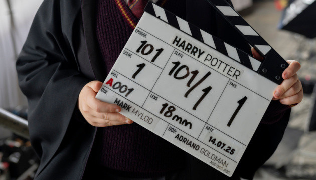 З’явився перший тизер нового серіалу про Гаррі Поттера — як виглядають головні герої, відео