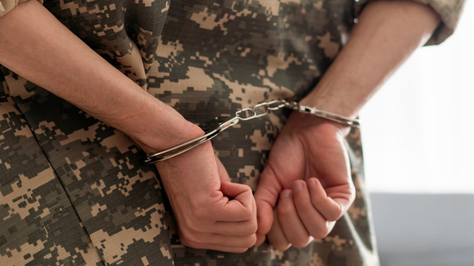 В Черкасской области осужден военный за СЗЧ и преступления против малолетнего ребенка