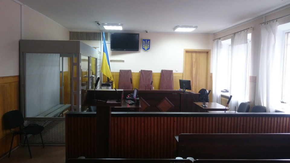 В Житомирской области суд наказал мужчину, который шантажировал бывшую интимным видео